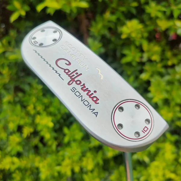  PUTTER TITLEIST SCOTTY CAMERON CALIFORNIA SONOMA ความยาว 35 นิ้ว มาพร้อม COVER เดิม สภาพสวยงามมาก เดิมๆทุกอย่าง!! ไม้กอล์ฟมือสอง ของแท้ BY NakaraLuxurious   image 1