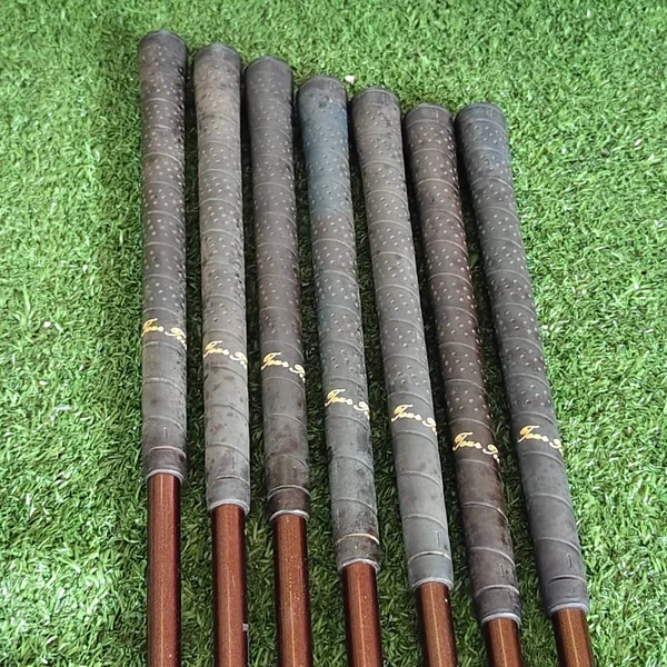 ชุดเหล็ก HONMA CL-606 +2 HIGH-POWERED เน้นระยะทาง ก้าน FLEX A (Amateur / Senior Flex) image 12 ชุดเหล็ก HONMA CL-606 +2 HIGH-POWERED เน้นระยะทาง ก้าน FLEX A (Amateur / Senior Flex) image 12
