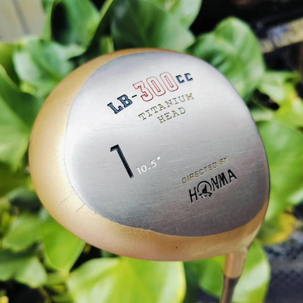  *** ก้าน 4 ดาว *** Driver HONMA LB-300 CC. องศา 10.5 หัวใหญ่ วัสดุไทเทเนี่ยม พรีเมี่ยมญี่ปุ่น ไม้กอล์ฟพรีเมี่ยมญี่ปุ่นมือสอง ของแท้ By NakaraLuxurious   image 2
