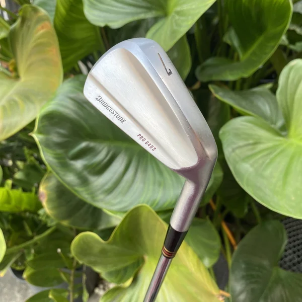 BRIDGESTONE PRO640S Iron #7 แม่นยำฟีลนิ่ง🎯ก้าน:DYNAMIC GOLD R400•รุ่นยอดนิยมจาก BRIDGESTONE PRO640S image 1 BRIDGESTONE PRO640S Iron #7 แม่นยำฟีลนิ่ง🎯ก้าน:DYNAMIC GOLD R400•รุ่นยอดนิยมจาก BRIDGESTONE PRO640S image 1