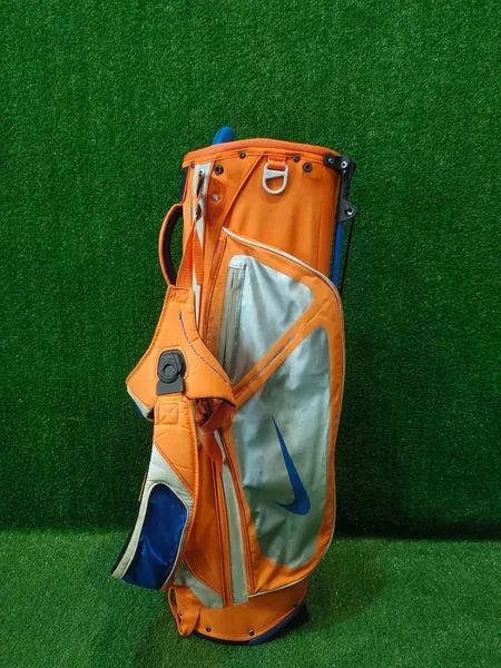 ถุงกอล์ฟ NIKE ขาตั้ง image 3 ถุงกอล์ฟ NIKE ขาตั้ง image 3