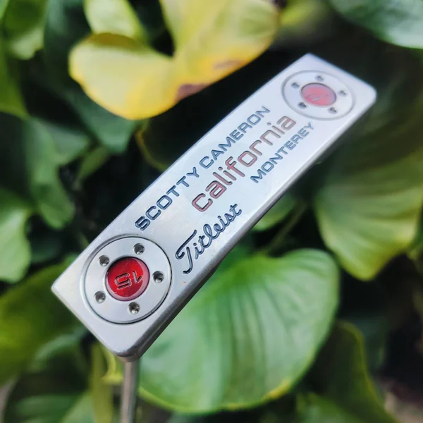**ไม้กอล์ฟมือซ้าย**ลดราคาพิเศษ!!! TITLEIST SCOTTY CAMERON CALIFORNIA MONTEREY ความยาว 34 นิ้ว สภาพสวยเดิมทุกอย่างงามมาก มี COVER ไม้กอล์ฟพรีเมี่ยมมือสอง ของแท้ By NakaraLuxurious image 2 **ไม้กอล์ฟมือซ้าย**ลดราคาพิเศษ!!! TITLEIST SCOTTY CAMERON CALIFORNIA MONTEREY ความยาว 34 นิ้ว สภาพสวยเดิมทุกอย่างงามมาก มี COVER ไม้กอล์ฟพรีเมี่ยมมือสอง ของแท้ By NakaraLuxurious image 2
