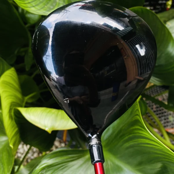 DRIVER TAYLORMADE R9 SUPERTRI ⛳️✨ ปรับน้ำหนักได้ ตีไกลมาก คุมทิศทางเยี่ยม องศา 9.5° ก้าน FLEX SR 🔥 image 5 DRIVER TAYLORMADE R9 SUPERTRI ⛳️✨ ปรับน้ำหนักได้ ตีไกลมาก คุมทิศทางเยี่ยม องศา 9.5° ก้าน FLEX SR 🔥 image 5