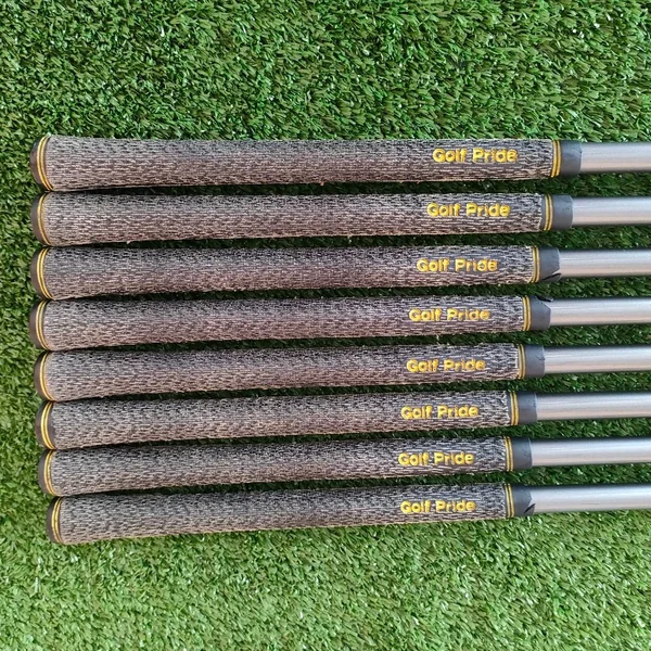 ชุดเหล็ก TITLEIST 822.05 DCI มีเหล็ก 3-9 เเละ PW ก้าน TITLEIST ULTRALGHT FLEX S ชุดเหล็กขั้นเทพ ชุดนี้ทำออกมาตีง่ายมาก!!! ไม้กอล์ฟมือสอง ของแท้ BY NakaraLuxurious image 6 ชุดเหล็ก TITLEIST 822.05 DCI มีเหล็ก 3-9 เเละ PW ก้าน TITLEIST ULTRALGHT FLEX S ชุดเหล็กขั้นเทพ ชุดนี้ทำออกมาตีง่ายมาก!!! ไม้กอล์ฟมือสอง ของแท้ BY NakaraLuxurious image 6