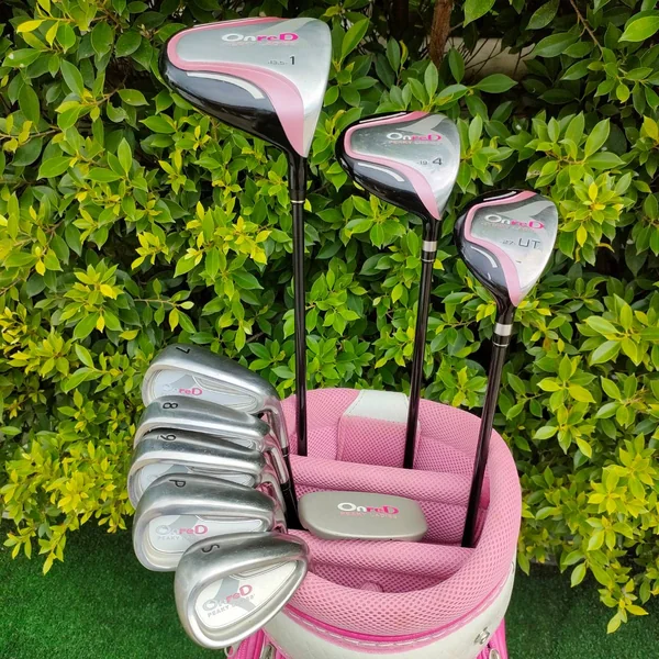 *ไม้กอล์ฟสำหรับผู้หญิง* FULLSET ONRED PEAKY LADIES ชุดกอล์ฟสุดพรีเมี่ยมจาก ประเทศญี่ปุ่น แบรนด์ TSURUYA พลาดไม่ได้!! ดีกว่าชุดจีน 100 เท่า!! ก้านน้ำหนักเบาจริง ตีง่าย ตีไกลกว่าเยอะ!! ไม้กอล์ฟมือสอง ของแท้ BY NakaraLuxurious image 1 *ไม้กอล์ฟสำหรับผู้หญิง* FULLSET ONRED PEAKY LADIES ชุดกอล์ฟสุดพรีเมี่ยมจาก ประเทศญี่ปุ่น แบรนด์ TSURUYA พลาดไม่ได้!! ดีกว่าชุดจีน 100 เท่า!! ก้านน้ำหนักเบาจริง ตีง่าย ตีไกลกว่าเยอะ!! ไม้กอล์ฟมือสอง ของแท้ BY NakaraLuxurious image 1
