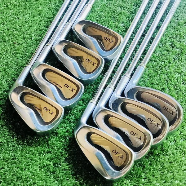 ชุดเหล็ก XXIO MX1000 เป็นเหล็ก FORGED พรีเมี่ยมแถวหน้าของญี่ปุ่น มี CAVITY ที่ลึกตีง่าย ได้ความนุ่มนวลเหนือชั้นของ FORGED วิถีลูกที่ดีที่สุด ไม้กอล์ฟพรีเมี่ยมมือสอง ของแท้ By NakaraLuxurious image 1 ชุดเหล็ก XXIO MX1000 เป็นเหล็ก FORGED พรีเมี่ยมแถวหน้าของญี่ปุ่น มี CAVITY ที่ลึกตีง่าย ได้ความนุ่มนวลเหนือชั้นของ FORGED วิถีลูกที่ดีที่สุด ไม้กอล์ฟพรีเมี่ยมมือสอง ของแท้ By NakaraLuxurious image 1