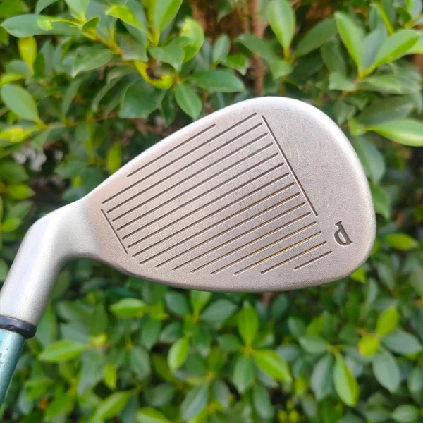 *** ไม้กอล์ฟสำหรับผู้หญิง *** ชุดเหล็ก CALLAWAY BIG BERTHA X-12 มีเหล็ก 3-9 เเละ PW SW ครบ 9 ชิ้น image 8 *** ไม้กอล์ฟสำหรับผู้หญิง *** ชุดเหล็ก CALLAWAY BIG BERTHA X-12 มีเหล็ก 3-9 เเละ PW SW ครบ 9 ชิ้น image 8