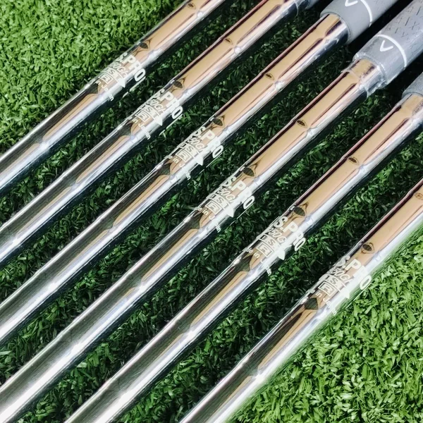 ชุดเหล็ก XXIO FORGED MX4000 สภาพสวยจัดระดับนางฟ้าเลยค่ะ เป็นเหล็ก FORGED พรีเมี่ยมญี่ปุ่น มี CAVITY เพื่อการชดเชยที่สูงขึ้น เป็นรุ่นพรีเมี่ยมของ XXIO ตีทั้งนุ่ม เข้าบอลแน่นๆ ได้ฟีลลิ่ง FORGED เต็มที่ ไม้กอล์ฟพรีเมี่ยมญี่ปุ่นมือสอง ของแท้ By NakaraLuxuriou image 5 ชุดเหล็ก XXIO FORGED MX4000 สภาพสวยจัดระดับนางฟ้าเลยค่ะ เป็นเหล็ก FORGED พรีเมี่ยมญี่ปุ่น มี CAVITY เพื่อการชดเชยที่สูงขึ้น เป็นรุ่นพรีเมี่ยมของ XXIO ตีทั้งนุ่ม เข้าบอลแน่นๆ ได้ฟีลลิ่ง FORGED เต็มที่ ไม้กอล์ฟพรีเมี่ยมญี่ปุ่นมือสอง ของแท้ By NakaraLuxuriou image 5