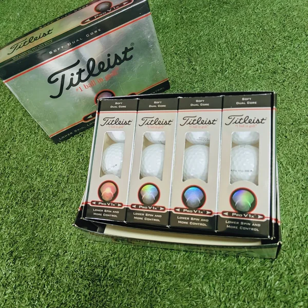 ลูกกอล์ฟ Titleist PRO V1 X – สำหรับนักกอล์ฟที่ต้องการประสิทธิภาพสูงสุด image 1 ลูกกอล์ฟ Titleist PRO V1 X – สำหรับนักกอล์ฟที่ต้องการประสิทธิภาพสูงสุด image 1