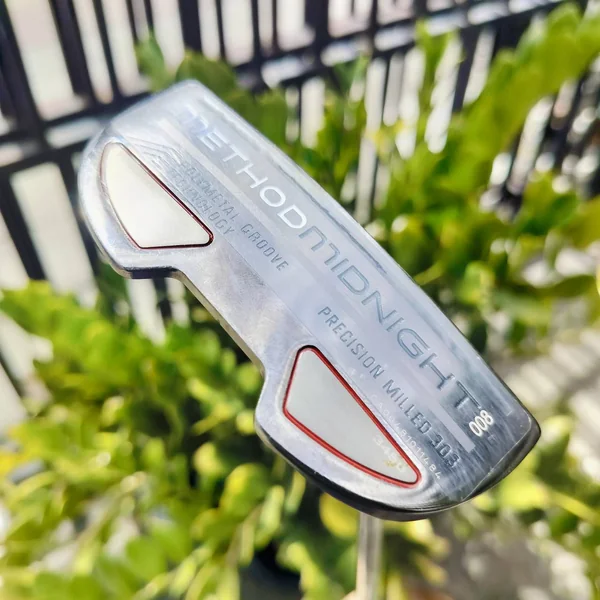 PUTTER NIKE METHOD MIDNIGHT 008 ความยาว 34 นิ้ว พัตเตอร์สุดพรีเมี่ยม หน้าสัมผัสวัสดุพิเศษ ทำให้ลูกเกาะไลน์มาก ไม้กอล์ฟพรีเมี่ยมญี่ปุ่นมือสอง By NakaraLuxurious image 1 PUTTER NIKE METHOD MIDNIGHT 008 ความยาว 34 นิ้ว พัตเตอร์สุดพรีเมี่ยม หน้าสัมผัสวัสดุพิเศษ ทำให้ลูกเกาะไลน์มาก ไม้กอล์ฟพรีเมี่ยมญี่ปุ่นมือสอง By NakaraLuxurious image 1