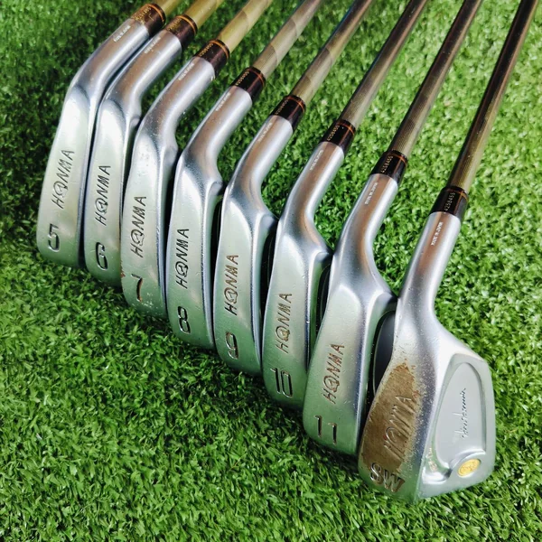 ชุดเหล็ก HIRO HONMA NEW-LB280 CAVITY BACK ก้านระดับ **** 4ดาว ทุกชิ้นผลิตจาก JAPAN SAKATA เป็นรุ่นสุดยอดนิยมของ HONMA ไม้กอล์ฟพรีเมี่ยมมือสอง ของแท้ By NakaraLuxurious image 4 ชุดเหล็ก HIRO HONMA NEW-LB280 CAVITY BACK ก้านระดับ **** 4ดาว ทุกชิ้นผลิตจาก JAPAN SAKATA เป็นรุ่นสุดยอดนิยมของ HONMA ไม้กอล์ฟพรีเมี่ยมมือสอง ของแท้ By NakaraLuxurious image 4