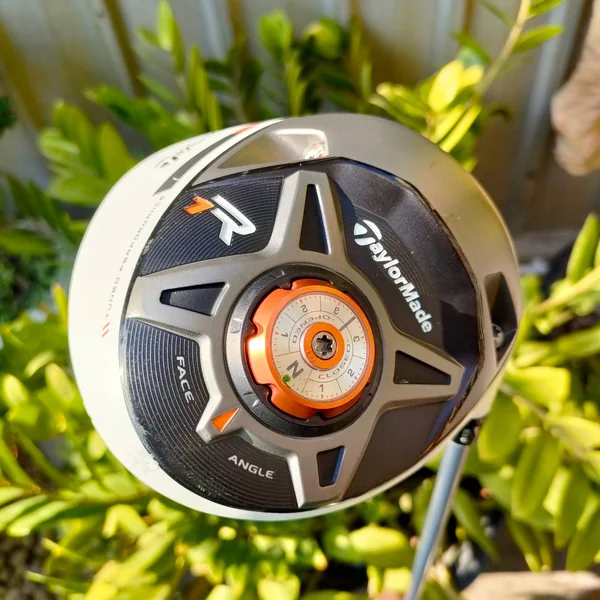 DRIVER TAYLORMADE R1 ก้านโมแพงมาก!!! ก้าน FUJIKURA VISTA PRO 55 FLEX S สภาพสวยมาก ตีง่ายและดุดัน เข้าปะทะบอลมันส์ๆ และชดเชยสูงมาก ไม้กอล์ฟพรีเมี่ยมมือสอง ของแท้ By NakaraLuxurious image 2 DRIVER TAYLORMADE R1 ก้านโมแพงมาก!!! ก้าน FUJIKURA VISTA PRO 55 FLEX S สภาพสวยมาก ตีง่ายและดุดัน เข้าปะทะบอลมันส์ๆ และชดเชยสูงมาก ไม้กอล์ฟพรีเมี่ยมมือสอง ของแท้ By NakaraLuxurious image 2