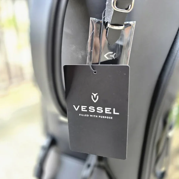 ถุงกอล์ฟ VESSEL Player V 8.5 2025 ของใหม่ สวยจัด!!! รุ่นใหม่ล่าสุด!!! ** มีตำหนิที่ COVER เกิดจากการขนส่ง ** ลดราคาพิเศษที่สุด!!! image 23 ถุงกอล์ฟ VESSEL Player V 8.5 2025 ของใหม่ สวยจัด!!! รุ่นใหม่ล่าสุด!!! ** มีตำหนิที่ COVER เกิดจากการขนส่ง ** ลดราคาพิเศษที่สุด!!! image 23