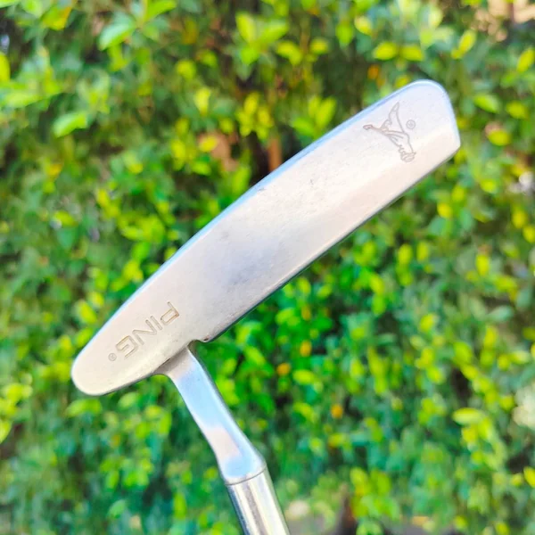  PUTTER PING ANSER4 ความยาว 34 นิ้ว เป็นรุ่น ANSER ที่พัฒนามาอย่างดี พัตต์ดีมาก น้ำหนักดี ไม้กอล์ฟมือสอง ของแท้ BY NakaraLuxurious   image 4