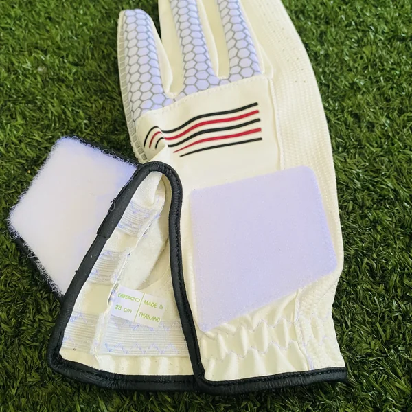 ZEUS IMPACT เบอร์ 23✋⛳ถุงมือกอล์ฟสายหนึบ จับไม้มั่นใจทุกช็อต ผิวออกแบบพิเศษ เพิ่มแรงยึดเกาะไม้กอล์ฟ image 4 ZEUS IMPACT เบอร์ 23✋⛳ถุงมือกอล์ฟสายหนึบ จับไม้มั่นใจทุกช็อต ผิวออกแบบพิเศษ เพิ่มแรงยึดเกาะไม้กอล์ฟ image 4