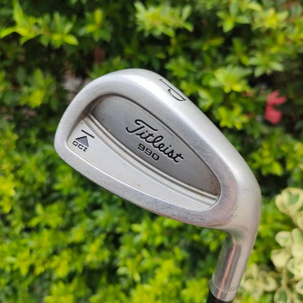 PW TITLEIST 990 DCI ก้าน DYNAMIC GOLD R300 องศา 48 เป็น WEDGE คมๆแม่นๆ ไม้กอล์ฟมือสอง ของแท้ BY NakaraLuxurious image 1 PW TITLEIST 990 DCI ก้าน DYNAMIC GOLD R300 องศา 48 เป็น WEDGE คมๆแม่นๆ ไม้กอล์ฟมือสอง ของแท้ BY NakaraLuxurious image 1