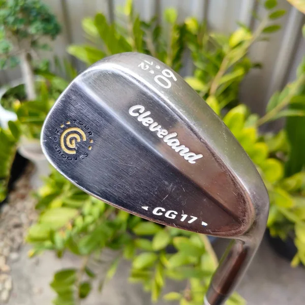 WEDGE CLEVELAND CG17 องศา 60 BOUNCE 12 ก้าน DYNAMIC GOLD FLEX WEDGE ZIP GROOVE ร่องสี่เหลี่ยม เหมือน ซิป หน้าใบเลเซอร์ MILLED ให้สปินได้ดีมาก ไม้กอล์ฟพรีเมี่ยมมือสอง ของแท้ By NakaraLuxurious image 2 WEDGE CLEVELAND CG17 องศา 60 BOUNCE 12 ก้าน DYNAMIC GOLD FLEX WEDGE ZIP GROOVE ร่องสี่เหลี่ยม เหมือน ซิป หน้าใบเลเซอร์ MILLED ให้สปินได้ดีมาก ไม้กอล์ฟพรีเมี่ยมมือสอง ของแท้ By NakaraLuxurious image 2