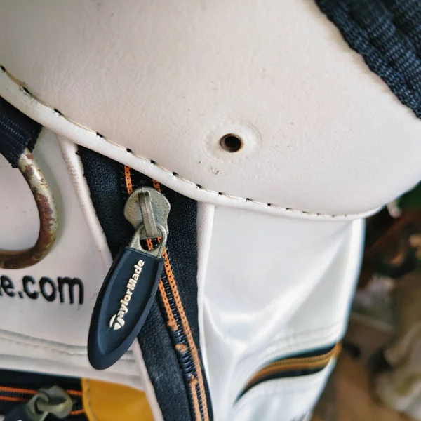  GOLF BAG TAYLORMADE** 🏌️♂️ **สภาพพร้อมลุย | ตำหนิกระดุมแป๊กหลุด 3 จุด**   image 7