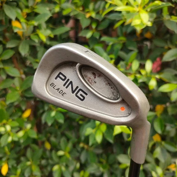 เหล็ก 4 PING BLADE จุดส้ม ก้าน PING 350 SERIES FLEX R *** สติ๊กเกอร์ด้านหลังหลุด *** ไม่มีผลต่อการตี ตีดีมากๆ image 1 เหล็ก 4 PING BLADE จุดส้ม ก้าน PING 350 SERIES FLEX R *** สติ๊กเกอร์ด้านหลังหลุด *** ไม่มีผลต่อการตี ตีดีมากๆ image 1