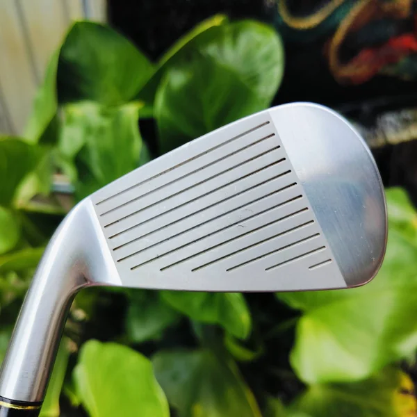 เหล็ก 3 TOUR STAGE VIQ วัสดุ PREMIUM FORGED สวยจัด ตีนุ่มแบบจัดๆ และตีง่าย ตีตรง แน่นๆ สปินดี ก้าน DYNAMIC GOLD S200 ไม้กอล์ฟพรีเมี่ยมมือสอง ของแท้ By NakaraLuxurious image 3 เหล็ก 3 TOUR STAGE VIQ วัสดุ PREMIUM FORGED สวยจัด ตีนุ่มแบบจัดๆ และตีง่าย ตีตรง แน่นๆ สปินดี ก้าน DYNAMIC GOLD S200 ไม้กอล์ฟพรีเมี่ยมมือสอง ของแท้ By NakaraLuxurious image 3