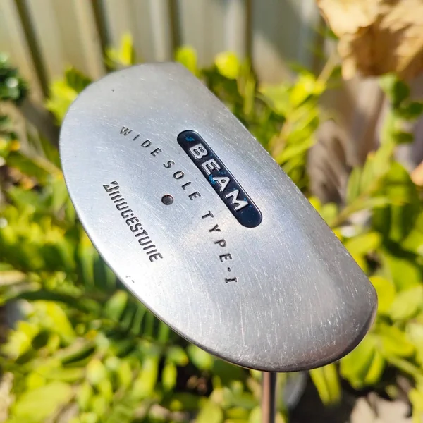 PUTTER BRIDGESTONE BEAM ความยาว 34 นิ้ว ทองมอลเล็ต พัตต์ง่าย หน้ากว้าง ชดเชยสูง ไม้กอล์ฟพรีเมี่ยมมือสอง ของแท้ By NakaraLuxurious image 1 PUTTER BRIDGESTONE BEAM ความยาว 34 นิ้ว ทองมอลเล็ต พัตต์ง่าย หน้ากว้าง ชดเชยสูง ไม้กอล์ฟพรีเมี่ยมมือสอง ของแท้ By NakaraLuxurious image 1
