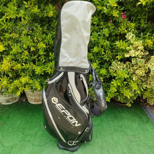  ถุงกอล์ฟ EPON JAPAN FORGED มือสอง ของแท้ ถุง TOUR ใบใหญ่ ** ถุงกอล์ฟ มีรอยลอกบางจุด มีรูปให้ชมนะค่ะ ** มือสอง ของแท้ BY NakaraLuxurious   image 1