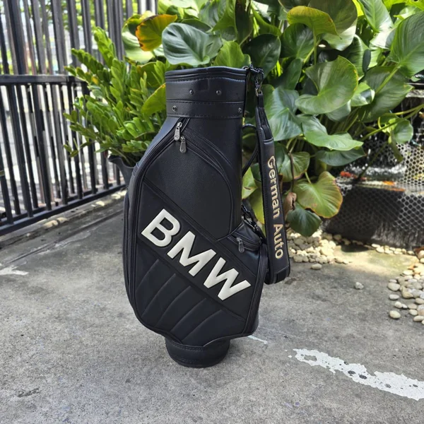ถุงกอล์ฟ BMW - GERMAN AUTO ของแท้ มือสอง ภายในบุกำมะหยี่ สภาพดีมาก ถุงหนัง ถุง TOUR คลาสสิค สวยหรู ผู้ดีมากๆ ** มีตำหนิ ตามจุดต่างๆ ** image 9 ถุงกอล์ฟ BMW - GERMAN AUTO ของแท้ มือสอง ภายในบุกำมะหยี่ สภาพดีมาก ถุงหนัง ถุง TOUR คลาสสิค สวยหรู ผู้ดีมากๆ ** มีตำหนิ ตามจุดต่างๆ ** image 9