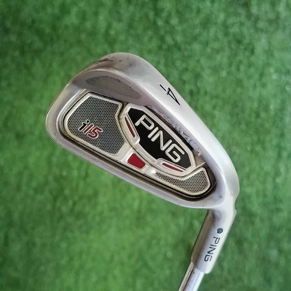  เหล็ก 4 PING i15 หน้าโหดมาก!!! เป็นเหล็กหน้า MILLED ตีติดสปิน ตกหยุด วัสดุพรีเมี่ยมที่เป็นลิขสิทธิ์เฉพาะ PING ไม้กอล์ฟพรีเมี่ยมมือสอง ของแท้ By NakaraLuxurious   image 1