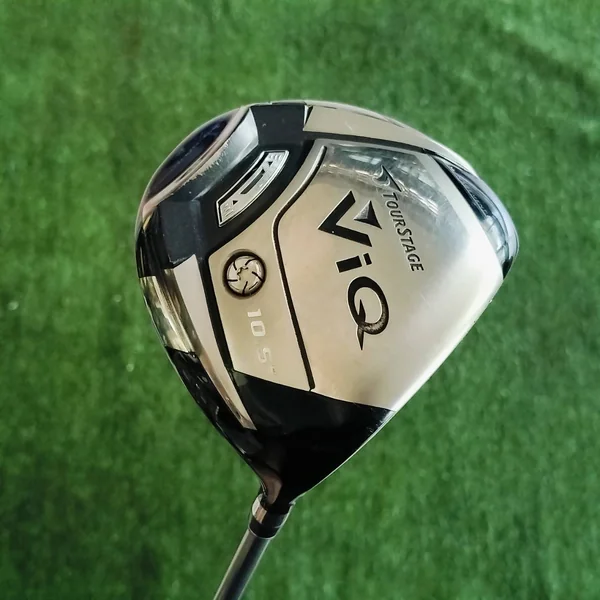Tourstage ViQ Driver เป็นไดรเวอร์จากแบรนด์ญี่ปุ่นที่ออกแบบมาเพื่อช่วยให้นักกอล์ฟสามารถตีลูกได้ไกลและตรงมากขึ้น โดยเน้นความรู้สึกนุ่มนวลและความมั่นใจในการสวิง ไม้กอล์ฟพรีเมี่ยมมือสอง ของแท้ By NakaraLuxurious image 1 Tourstage ViQ Driver เป็นไดรเวอร์จากแบรนด์ญี่ปุ่นที่ออกแบบมาเพื่อช่วยให้นักกอล์ฟสามารถตีลูกได้ไกลและตรงมากขึ้น โดยเน้นความรู้สึกนุ่มนวลและความมั่นใจในการสวิง ไม้กอล์ฟพรีเมี่ยมมือสอง ของแท้ By NakaraLuxurious image 1