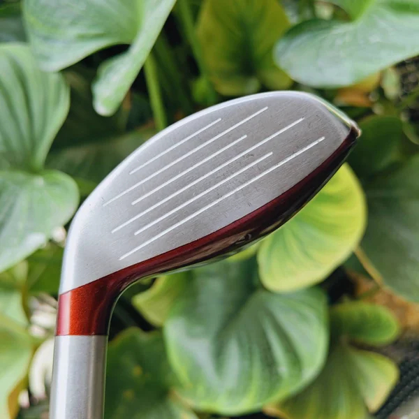 Taylormade R7 CGB MAX U4 – ตัวช่วยตีไกลจากแฟร์เวย์และรัฟ image 3 Taylormade R7 CGB MAX U4 – ตัวช่วยตีไกลจากแฟร์เวย์และรัฟ image 3
