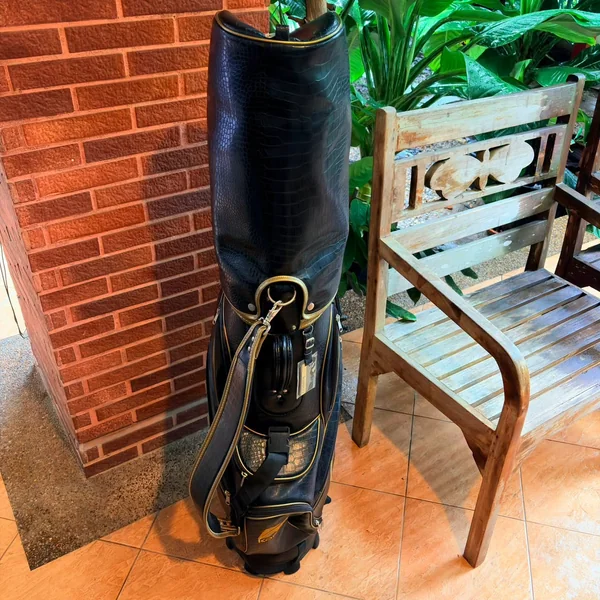 Golf Bag Kasco Luxurious สัมผัสความหรูหราขั้นสุดระดับลักชัวรี่ในสนาม image 2 Golf Bag Kasco Luxurious สัมผัสความหรูหราขั้นสุดระดับลักชัวรี่ในสนาม image 2