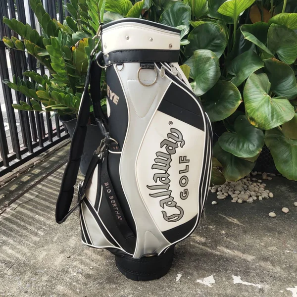 ถุงกอล์ฟ Callaway HAWK EYE VFT มือสอง ของแท้ ถุง TOUR ใบใหญ่มาก สภาพสวยเดิมๆ image 2 ถุงกอล์ฟ Callaway HAWK EYE VFT มือสอง ของแท้ ถุง TOUR ใบใหญ่มาก สภาพสวยเดิมๆ image 2