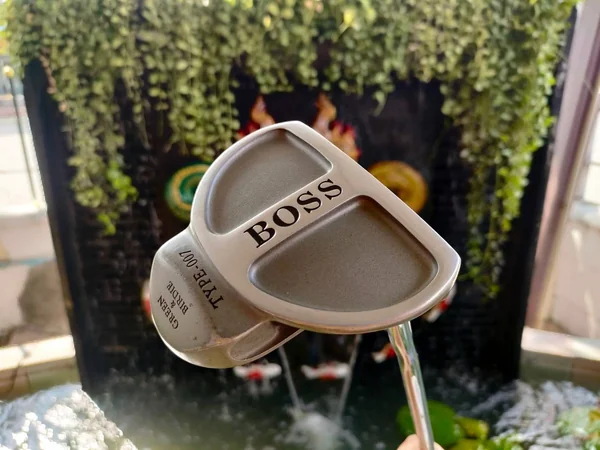 PUTTER BOSS TWO - BALL image 1 PUTTER BOSS TWO - BALL image 1