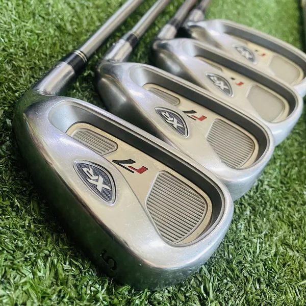 ชุดเหล็ก TaylorMade r7 XR🥇⛳ "หน้าเด้ง" เหมาะสำหรับนักกอล์ฟมือใหม่ FLEX R สวิงง่าย มีเหล็ก ครบระยะ⛳ image 3 ชุดเหล็ก TaylorMade r7 XR🥇⛳ "หน้าเด้ง" เหมาะสำหรับนักกอล์ฟมือใหม่ FLEX R สวิงง่าย มีเหล็ก ครบระยะ⛳ image 3