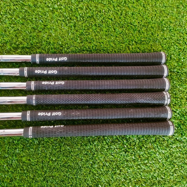 ชุดเหล็ก TAYLORMADE R11 มีเหล็ก 5 6 7 8 9 P ก้าน NS PRO 950 FLEX S เบาแค่ 95 กรัม ทั้งเบา แม่นยำ มั่นคง!! ไม้กอล์ฟมือสอง ของแท้ BY NakaraLuxurious image 7 ชุดเหล็ก TAYLORMADE R11 มีเหล็ก 5 6 7 8 9 P ก้าน NS PRO 950 FLEX S เบาแค่ 95 กรัม ทั้งเบา แม่นยำ มั่นคง!! ไม้กอล์ฟมือสอง ของแท้ BY NakaraLuxurious image 7