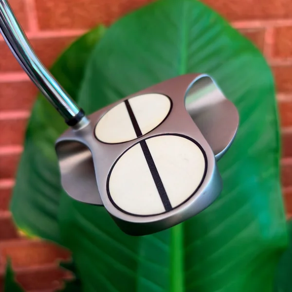  PUTTER: Odyssey White Hot XG 2-Ball ล็อคเป้าหมายด้วยระบบเล็งทัวร์ท็อปฮิต   image 4