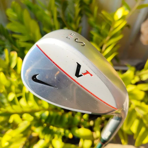 WEDGE NIKE VR องศา 56 BOUNCE 10 ก้าน DYNAMIC GOLD S400 WEDGE FORGED นุ่มๆ เนียนๆ ตีบอลไบท์มากๆ สปินแบบสับ ไม้กอล์ฟพรีเมี่ยมมือสอง ของแท้ By NakaraLuxurious image 1 WEDGE NIKE VR องศา 56 BOUNCE 10 ก้าน DYNAMIC GOLD S400 WEDGE FORGED นุ่มๆ เนียนๆ ตีบอลไบท์มากๆ สปินแบบสับ ไม้กอล์ฟพรีเมี่ยมมือสอง ของแท้ By NakaraLuxurious image 1