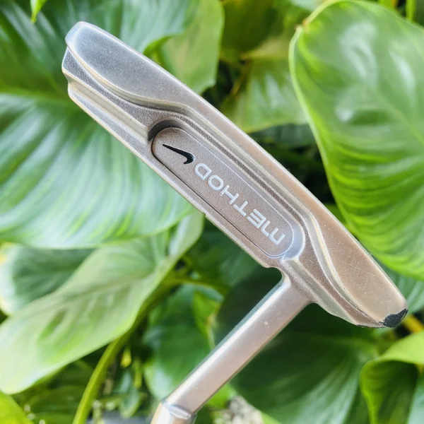 PUTTER NIKE METHOD CORE MC1i⛳พัตเตอร์หน้าฝังอินเสิร์ต ฟีลนุ่ม หนึบ🔥คุมสปีดดี ความยาว 34 นิ้วมาตรฐาน image 3 PUTTER NIKE METHOD CORE MC1i⛳พัตเตอร์หน้าฝังอินเสิร์ต ฟีลนุ่ม หนึบ🔥คุมสปีดดี ความยาว 34 นิ้วมาตรฐาน image 3