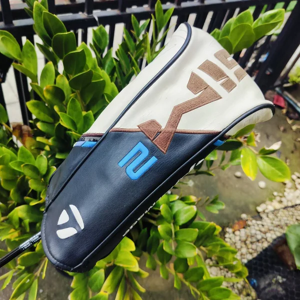 DRIVER TAYLORMADE SIM2 MAX องศา 9 ก้าน TENSEI BLUE FLEX S สภาพสวย มี COVER เดิม ตีไกลแบบเต็ม MAX เหมาะสำหรับท่านนักกอล์ฟที่ต้องการไม้ที่ตีลอยง่าย ได้ระยะ และการชดเชยความผิดพลาดสูงสุด!!! ไม้กอล์ฟพรีเมี่ยมมือสอง ของแท้ By NakaraLuxurious image 10 DRIVER TAYLORMADE SIM2 MAX องศา 9 ก้าน TENSEI BLUE FLEX S สภาพสวย มี COVER เดิม ตีไกลแบบเต็ม MAX เหมาะสำหรับท่านนักกอล์ฟที่ต้องการไม้ที่ตีลอยง่าย ได้ระยะ และการชดเชยความผิดพลาดสูงสุด!!! ไม้กอล์ฟพรีเมี่ยมมือสอง ของแท้ By NakaraLuxurious image 10