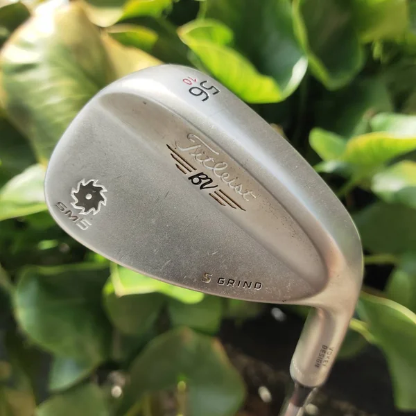 WEDGE Titleist Vokey SM5 – 56° S Grind ของดีสายเวดจ์ต้องรู้! สปินโหด ตีเนียนทุกช็อต image 2 WEDGE Titleist Vokey SM5 – 56° S Grind ของดีสายเวดจ์ต้องรู้! สปินโหด ตีเนียนทุกช็อต image 2